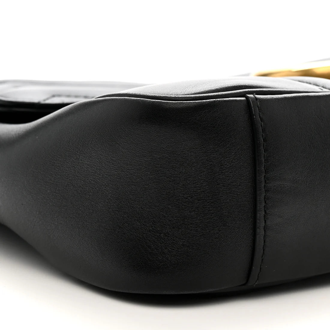 Calfskin Matelasse Medium GG Marmont Shoulder Bag Black