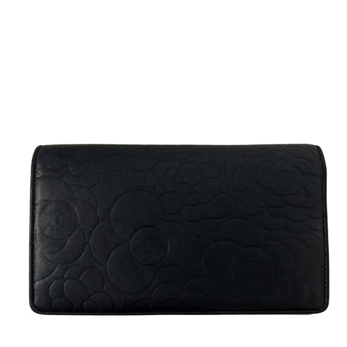 Lambskin Camellia Embossed Yen Wallet Black
