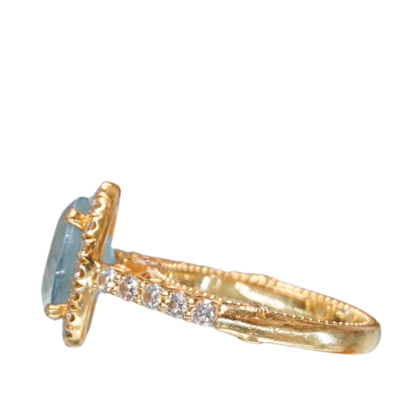 18K Yellow Gold Aquamarine Ring