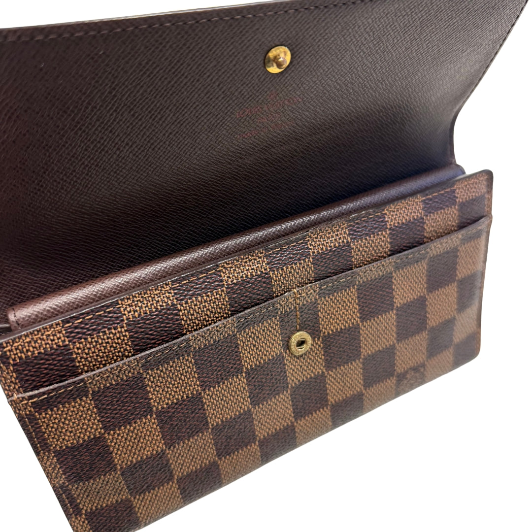 Damier Ebene Sarah International Wallet