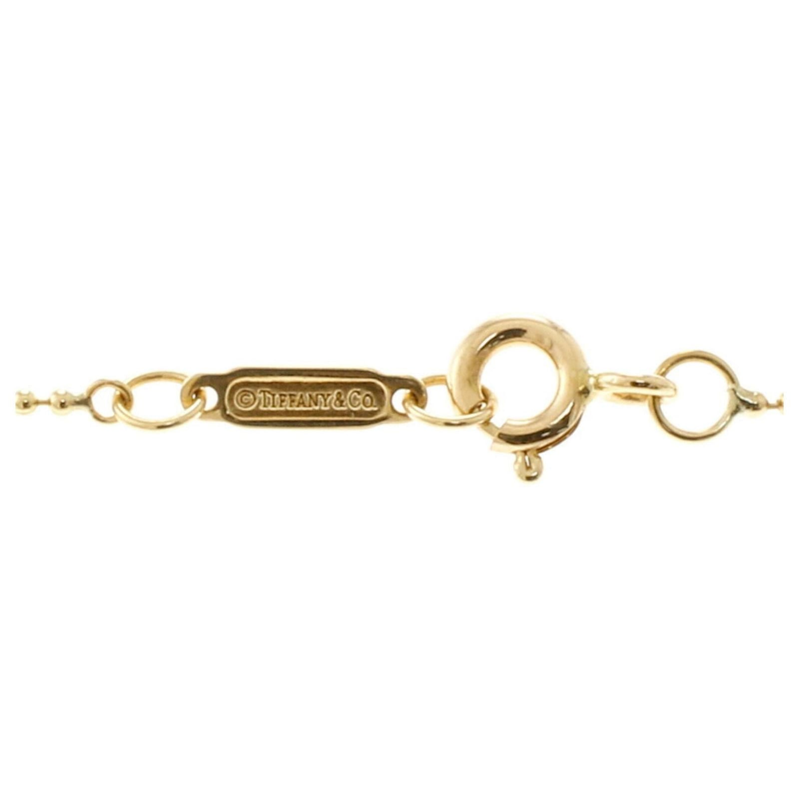 18K Yellow Gold Small Oval Key Pendant Necklace