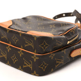 Monogram Amazone