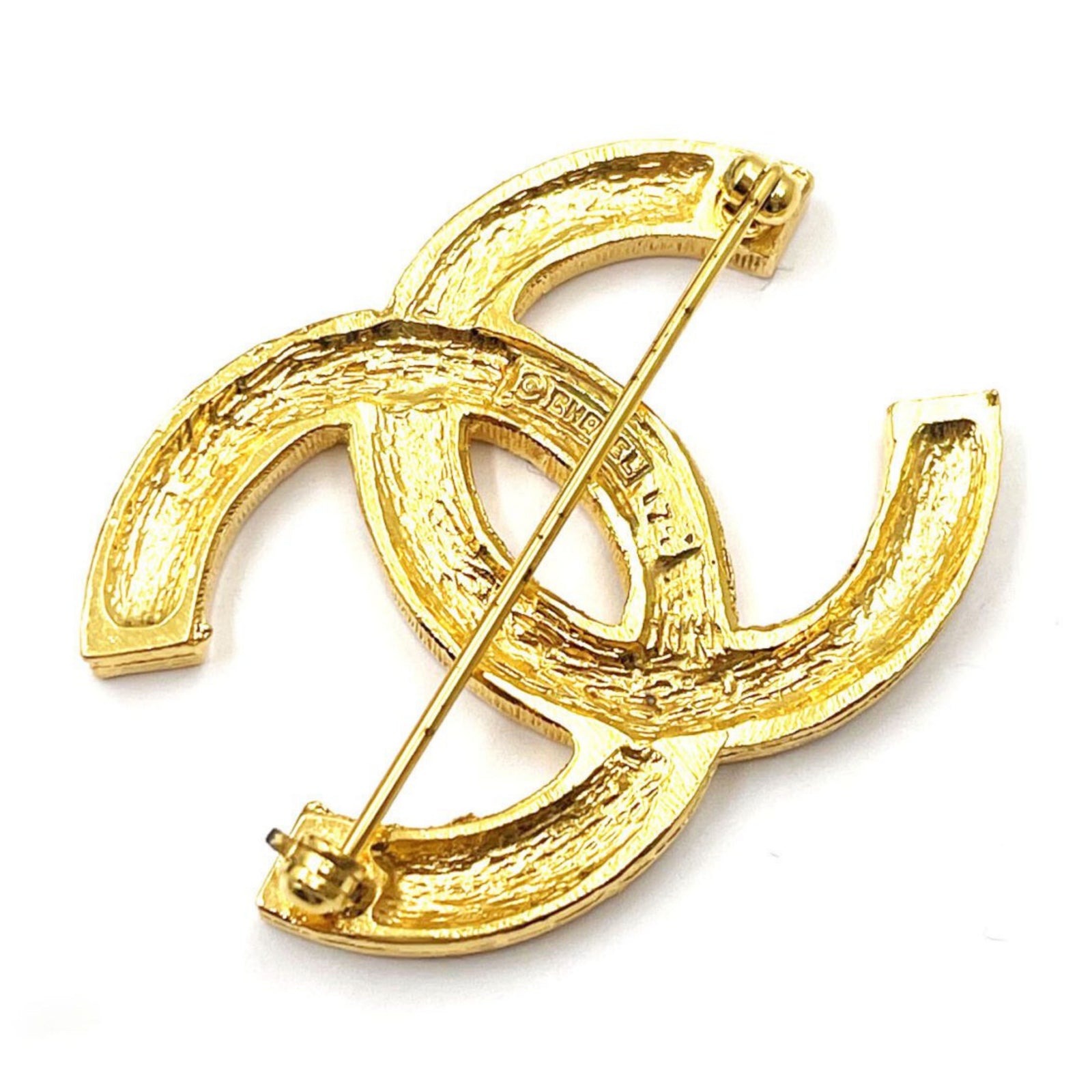 Crystal CC Brooch Gold