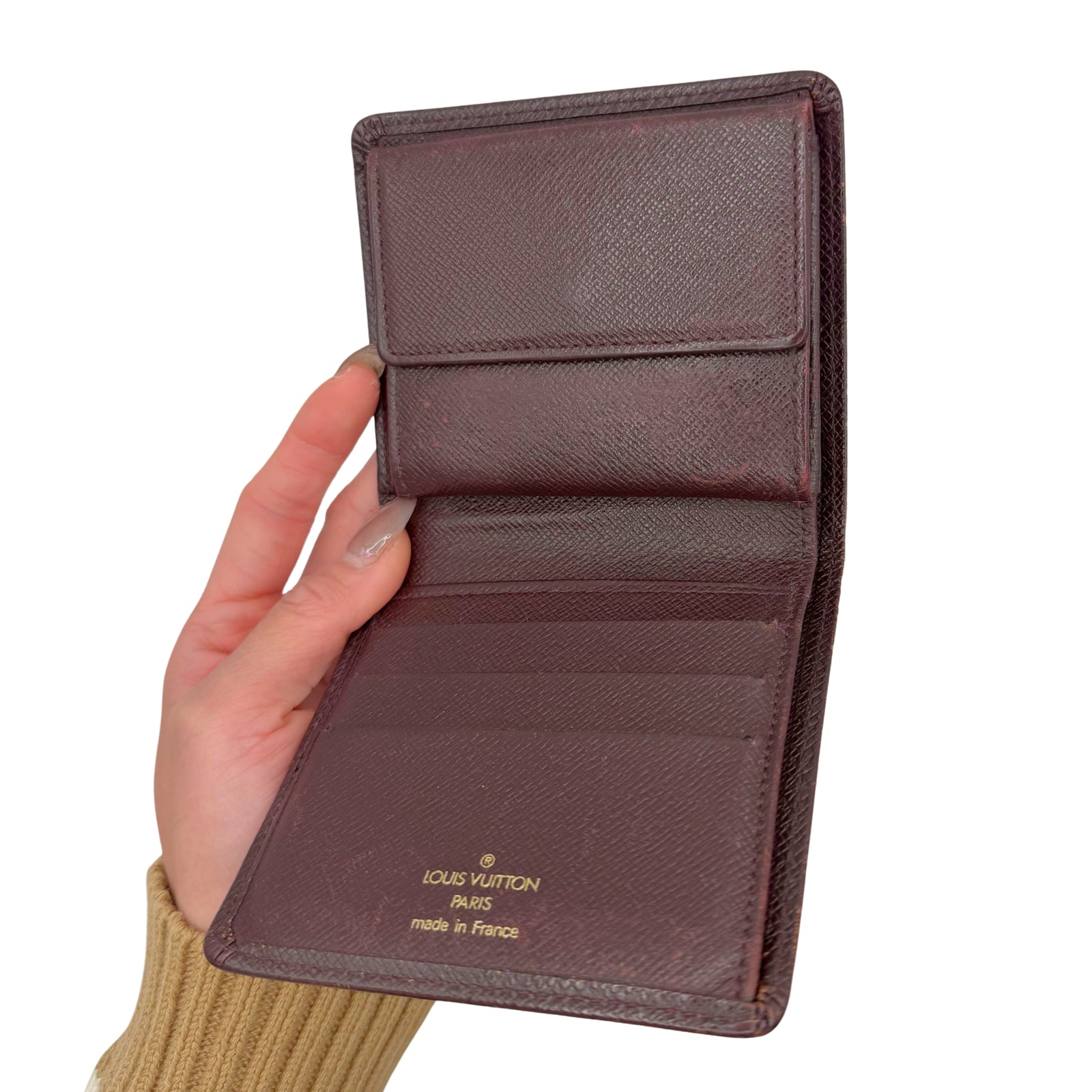 Taiga Raisin Bifold Wallet
