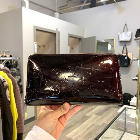 Black Saffiano Flap Wallet