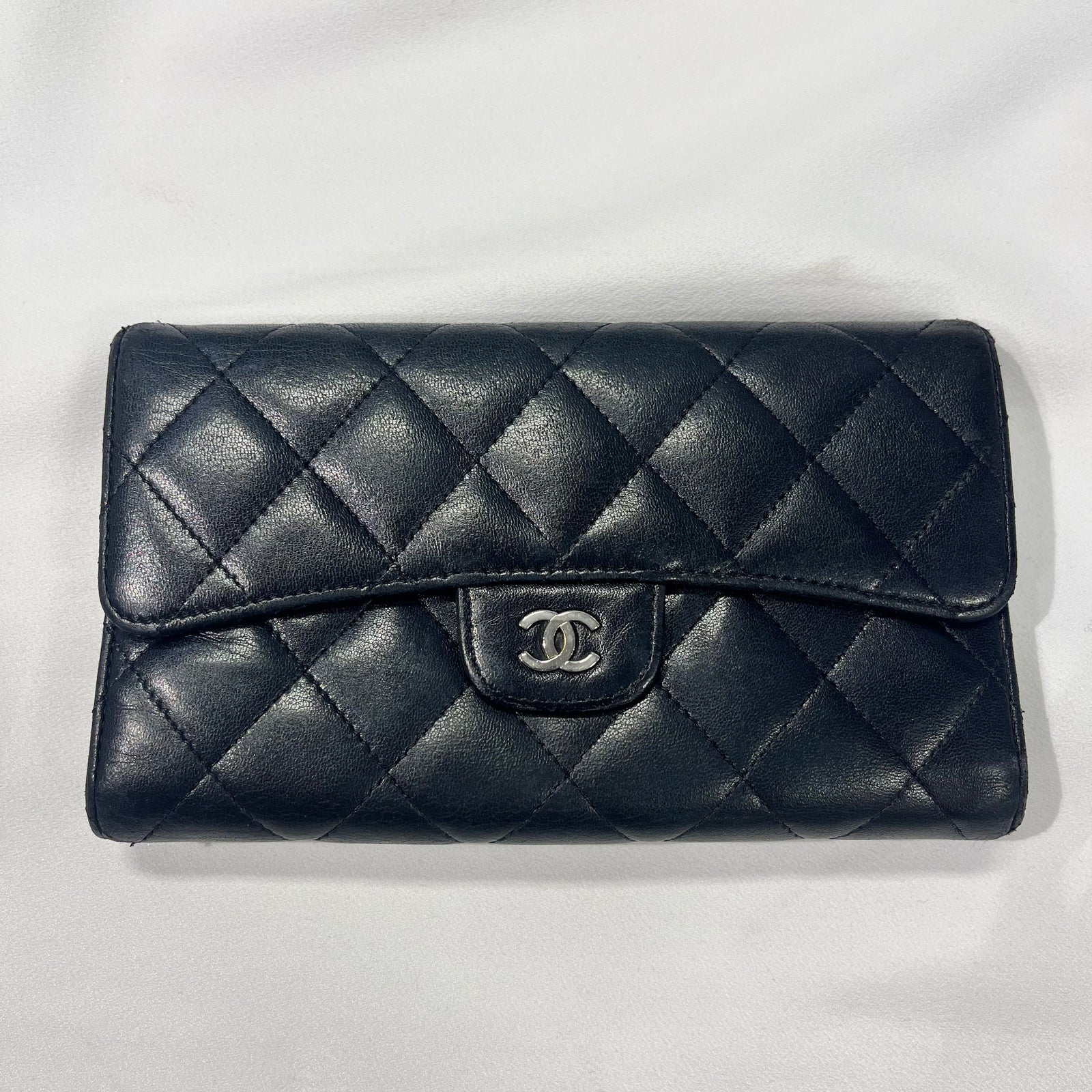 Chanel lambskin long wallet hotsell