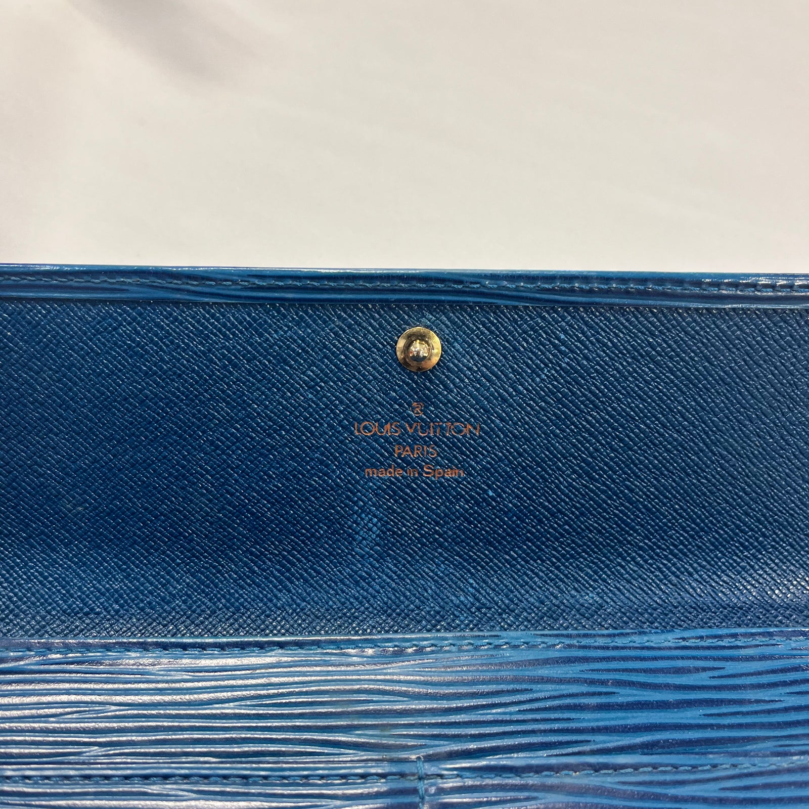 louis vuitton blue wallet