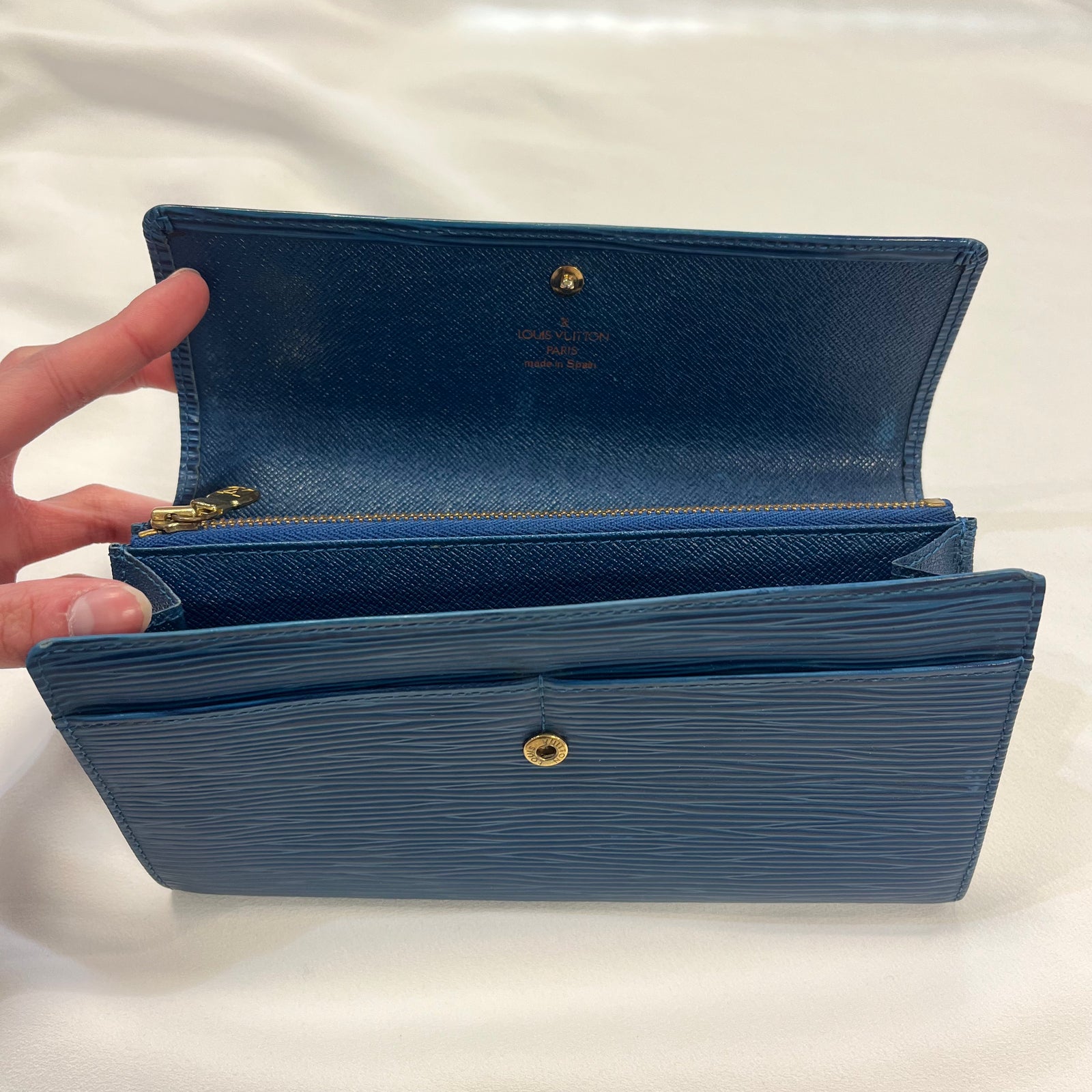 Epi Sarah Wallet Blue – Loom & Magpie Boutique