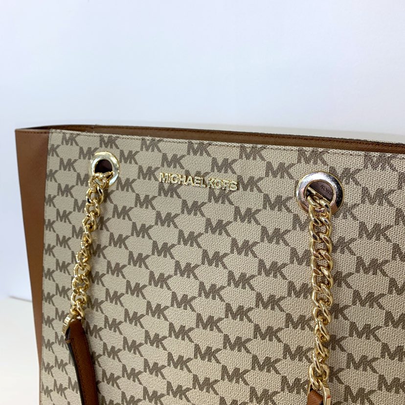 Signature Brown Tote