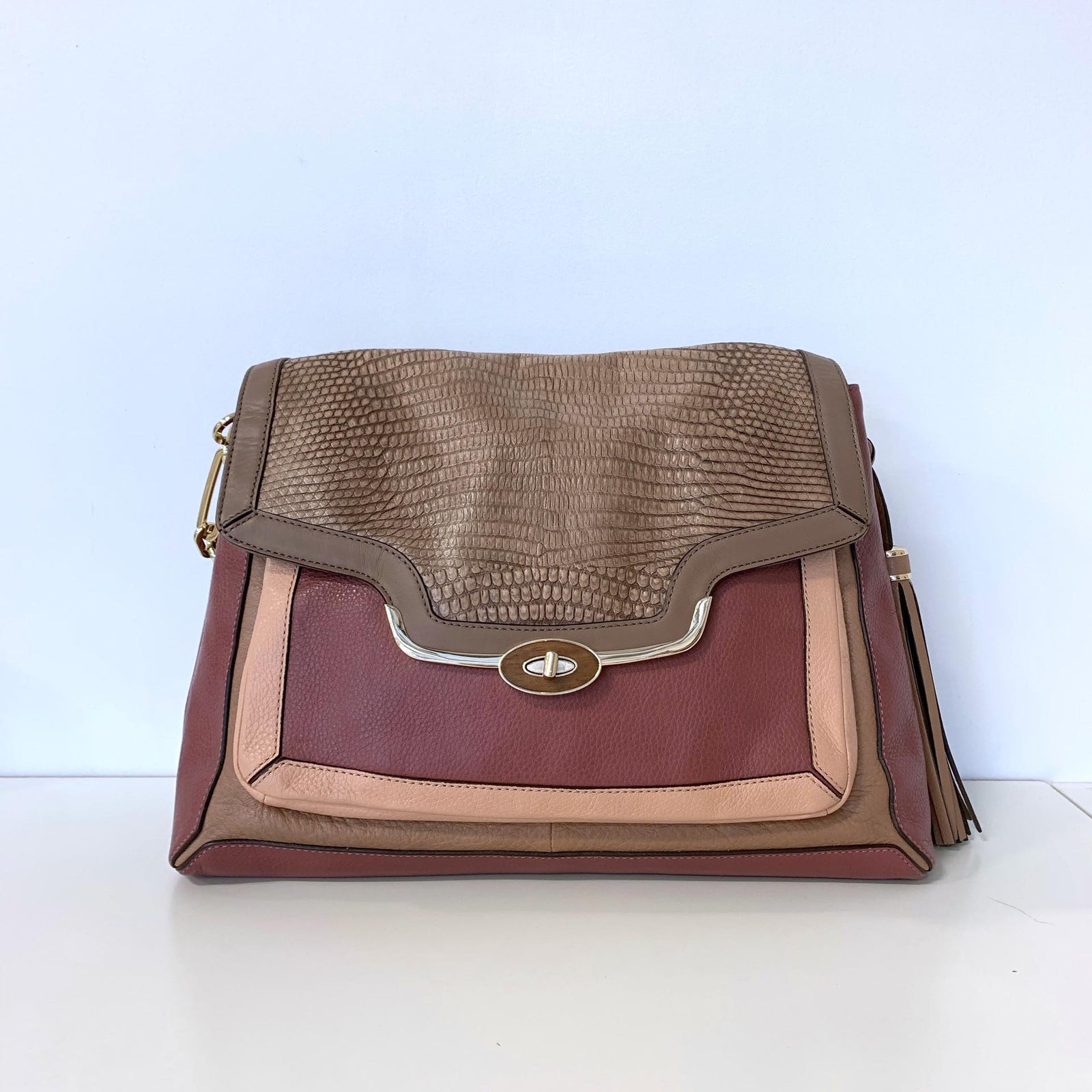 Dusty Rose Alligator Print Shoulder Bag