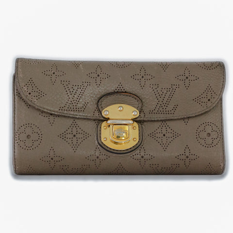 Taupe Amelia Wallet – Opulent Habits