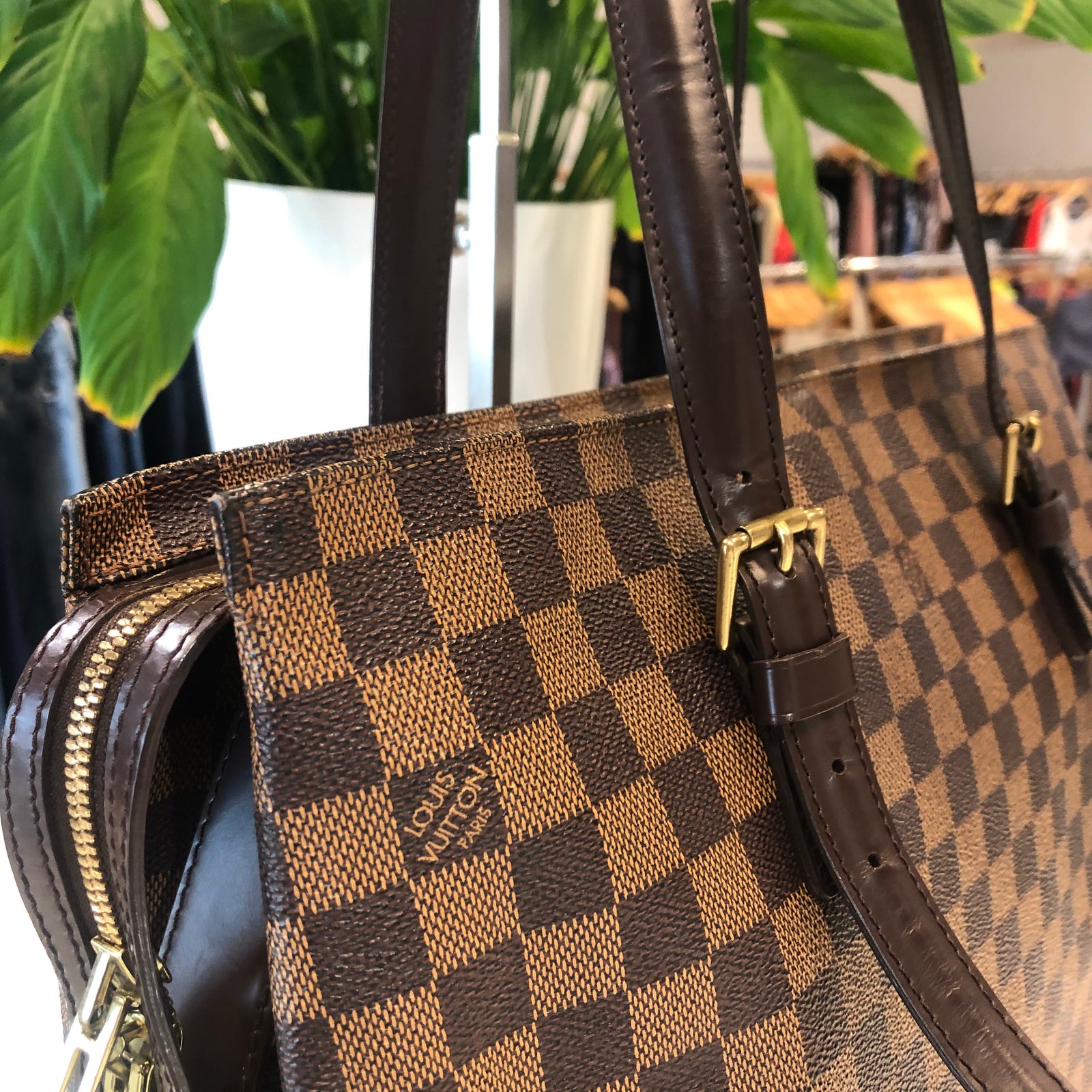 Louis Vuitton Louis Vuitton Chelsea Ebene Damier Canvas Large