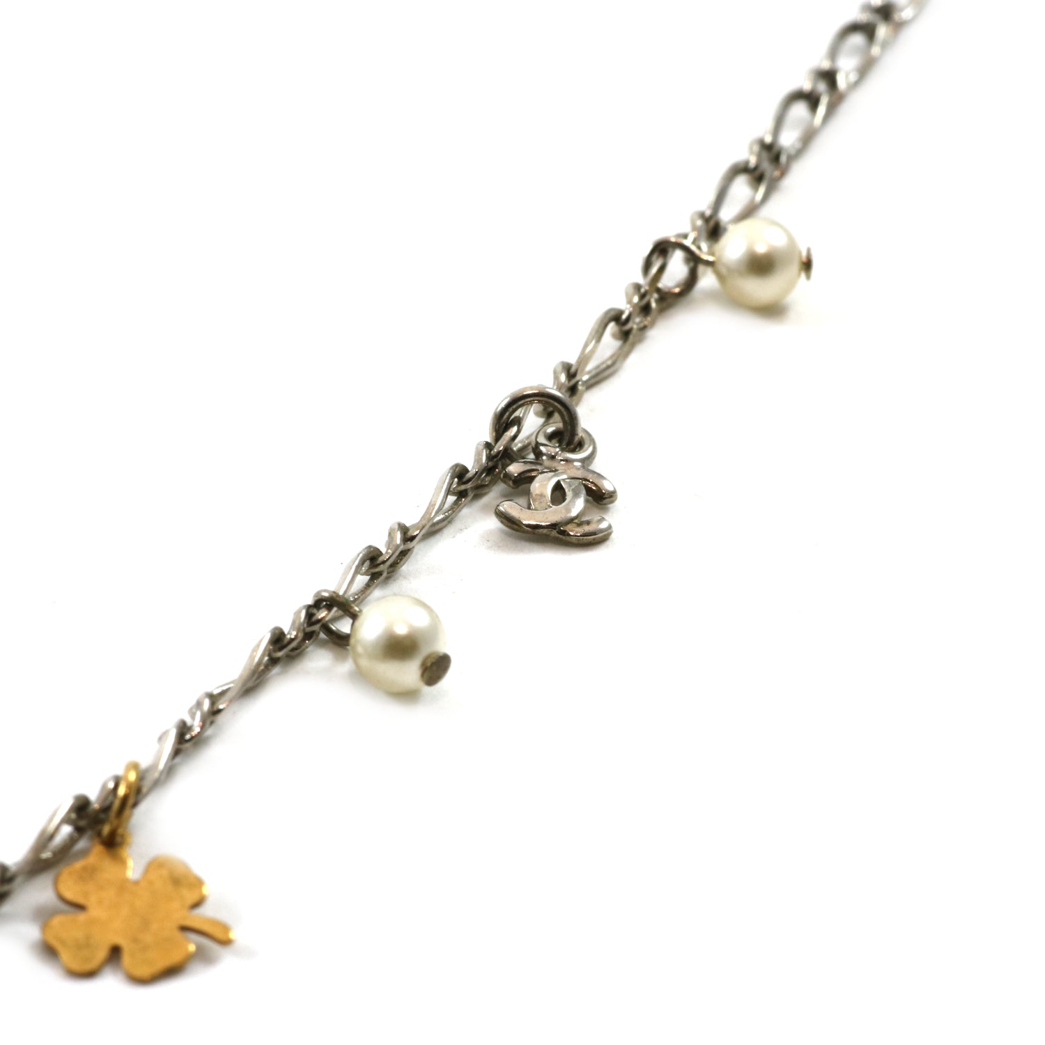 Faux Pearl Clover Station Necklace