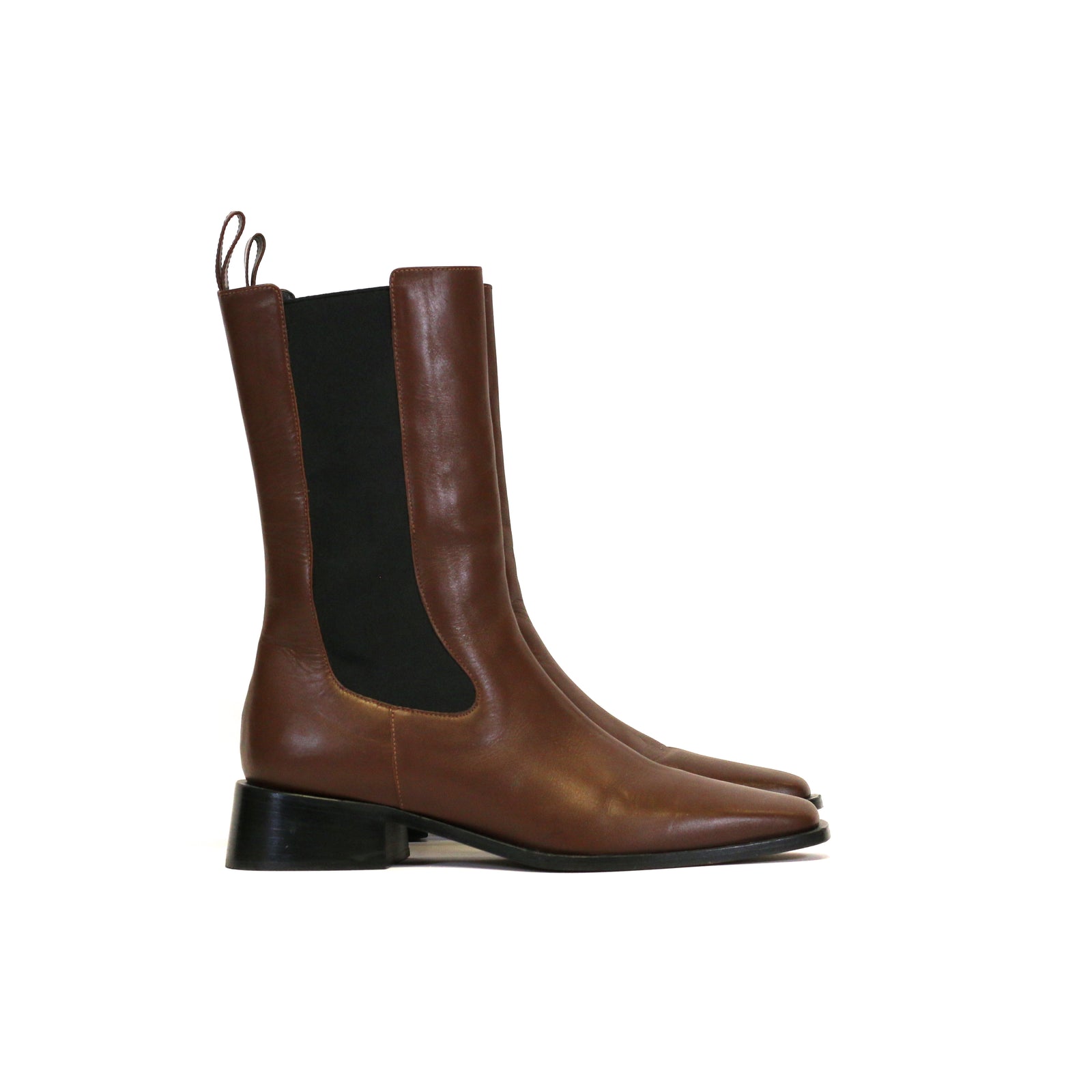 Neous Chelsea Boots