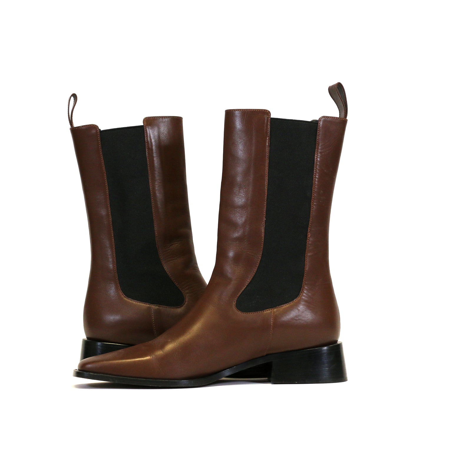 Neous Chelsea Boots