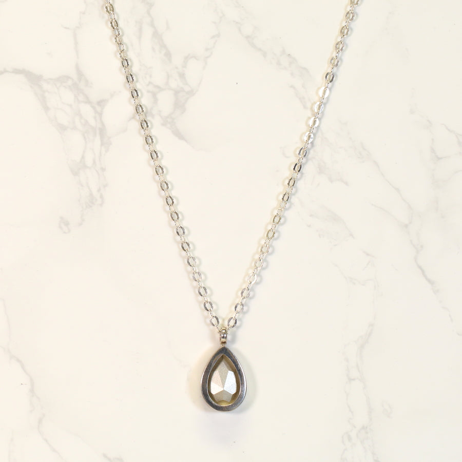 Red/Maroon Long Necklace