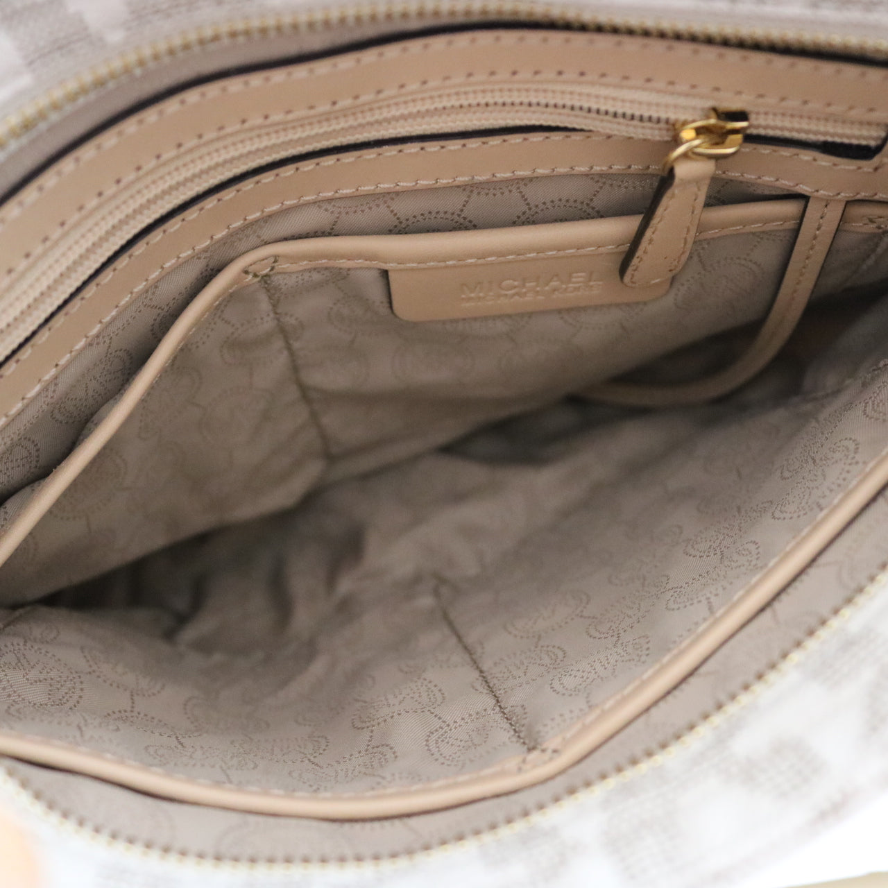 Jet Set Cross Body Bag
