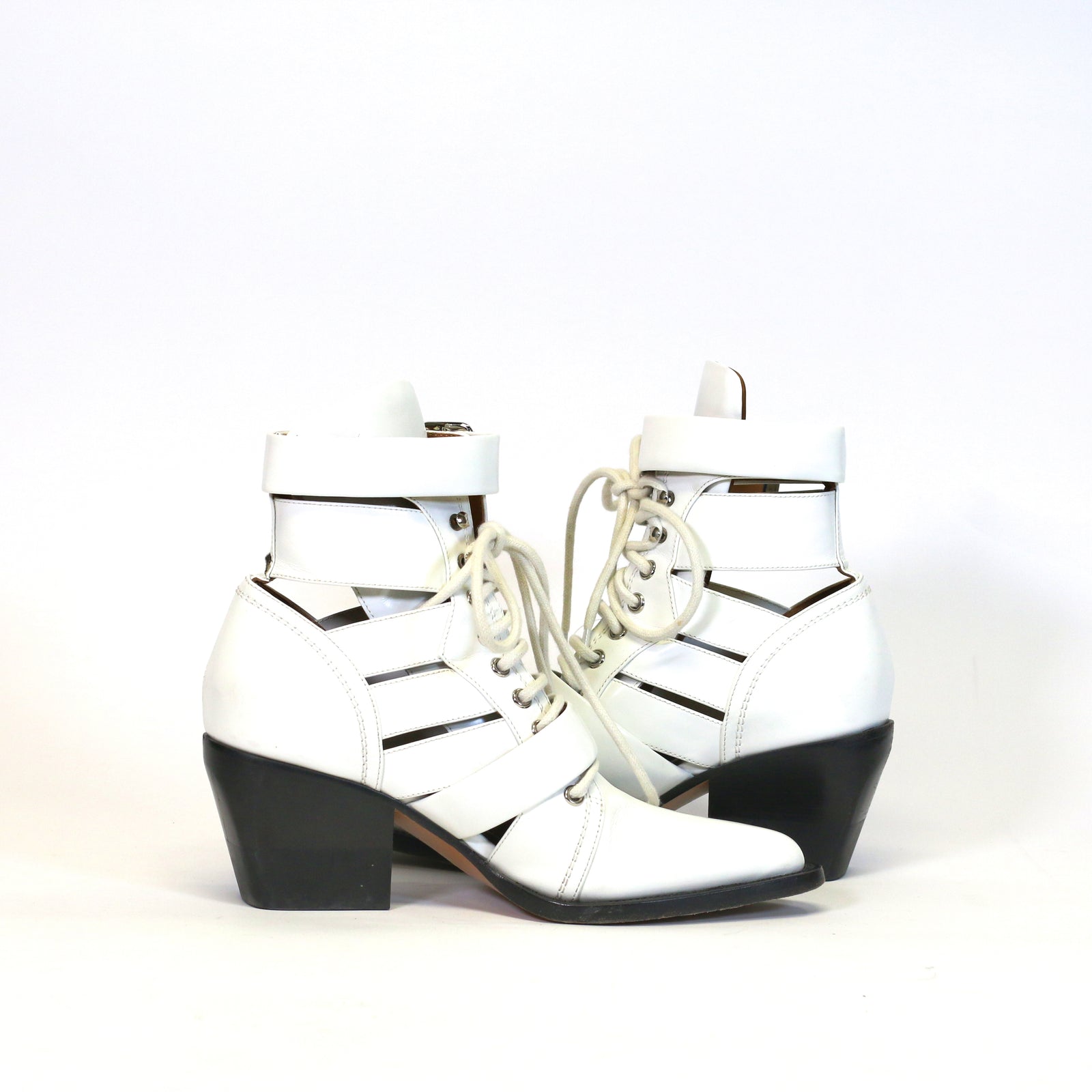 Rylee White Boots