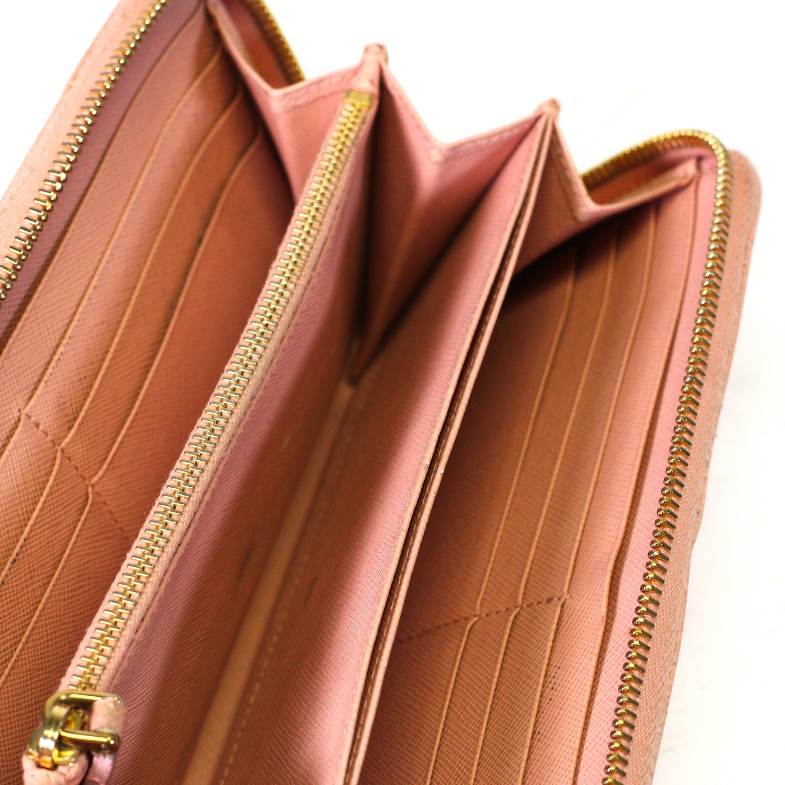 Saffiano Fiocco Bow Zip Around Wallet