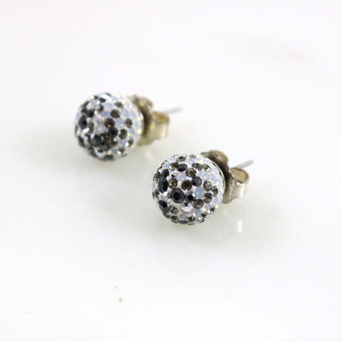 12mm White/Black Stud Earrings