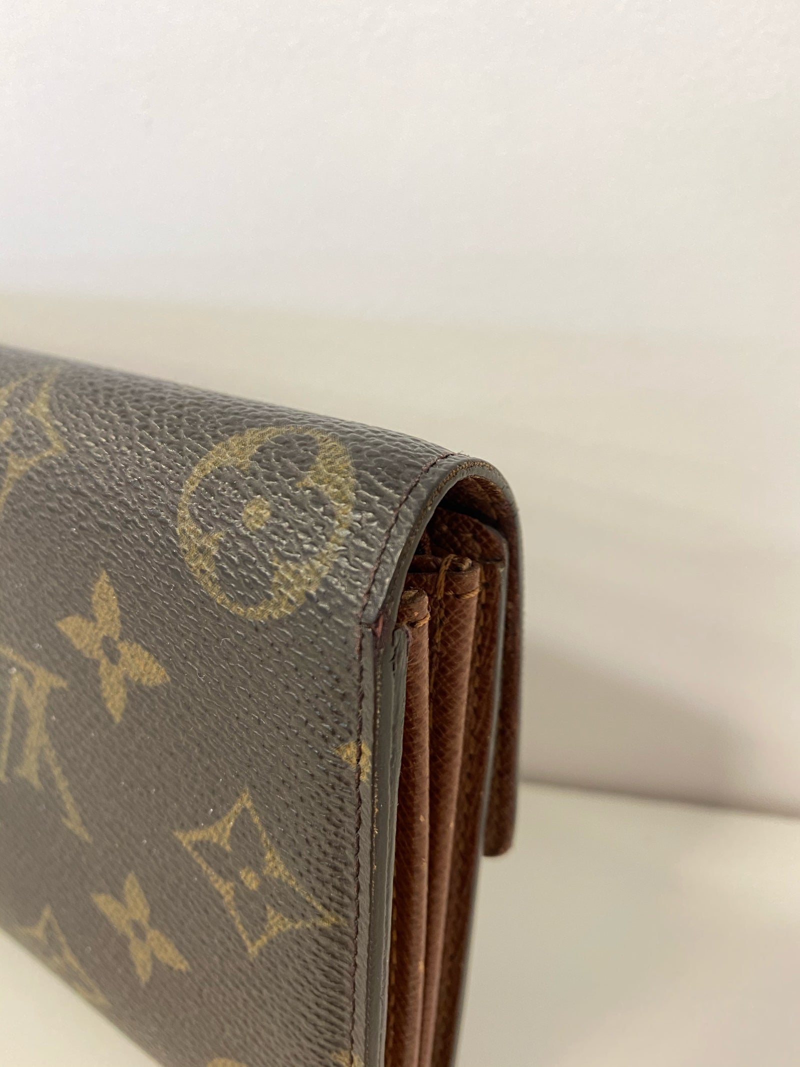 Monogram Sarah Wallet 6 Card Slots