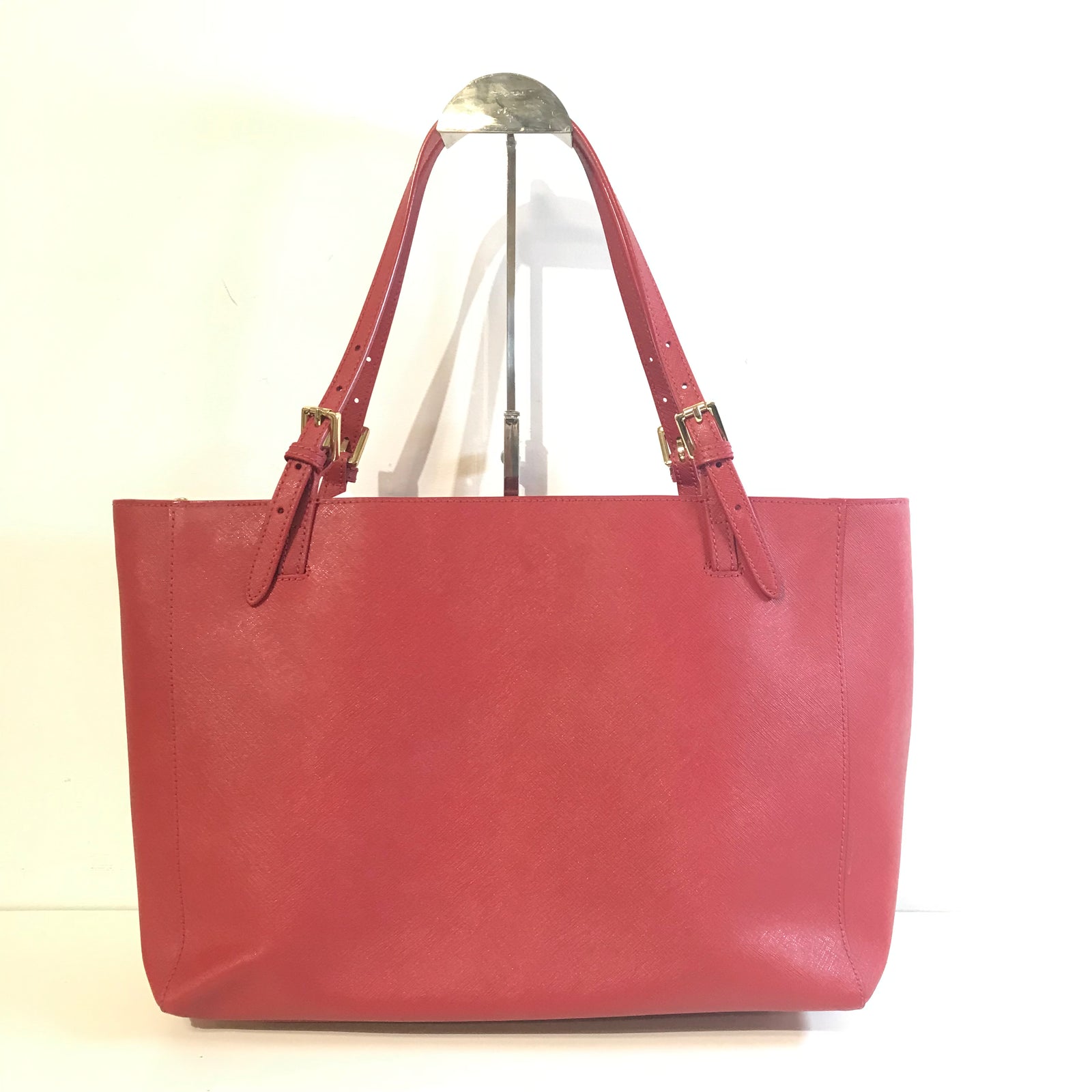 Red Tote