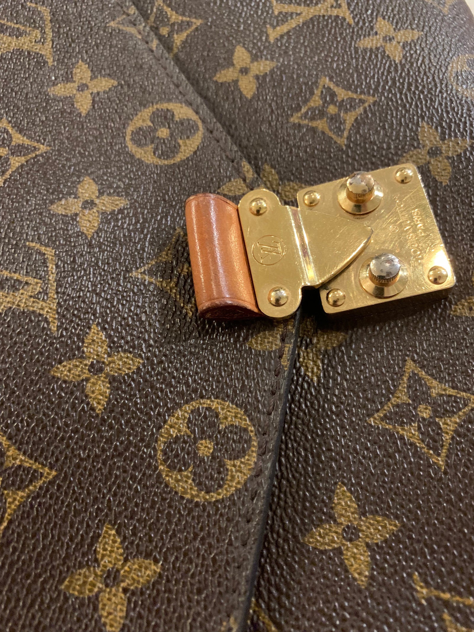 Scratches On My Lv Pochette Metis Lock!