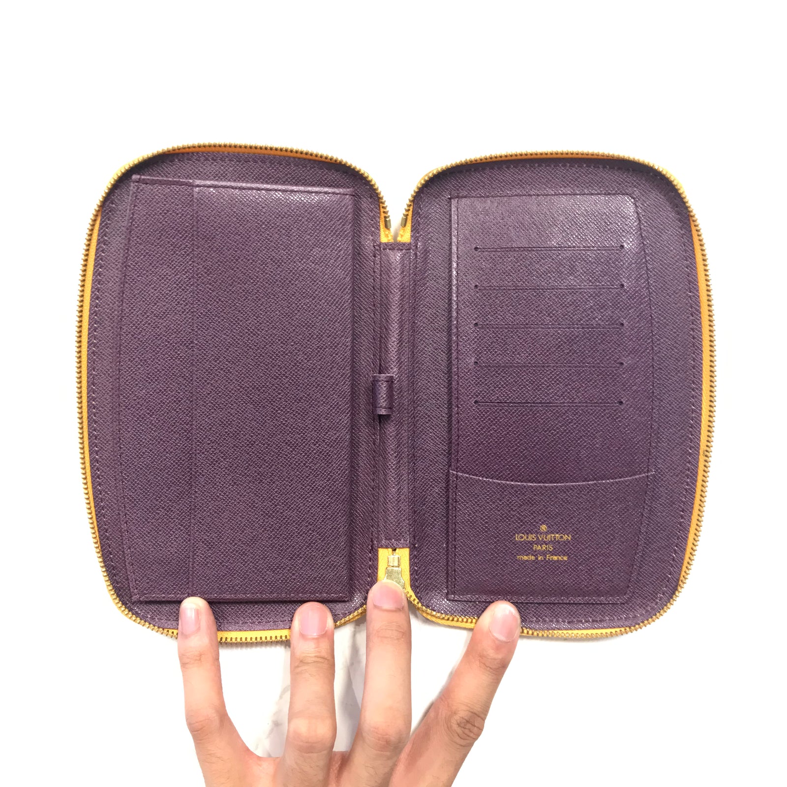 Epi Geode Organizer Zippy Wallet – Loom & Magpie Boutique