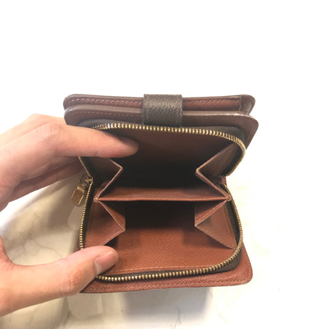 Louis Vuitton Compact Zippe Zipped Wallet
