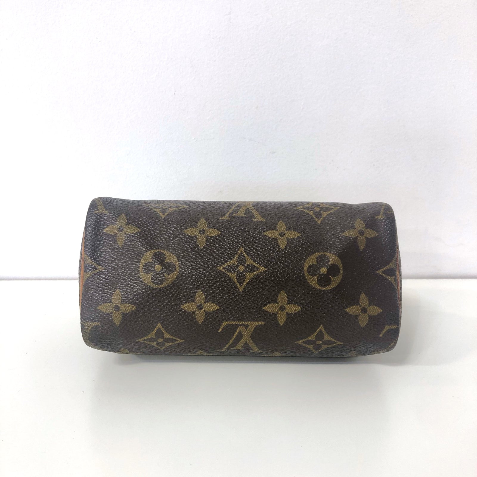 Louis Vuitton Pochette Accessoires: The Chicest Mini Shoulder Bag