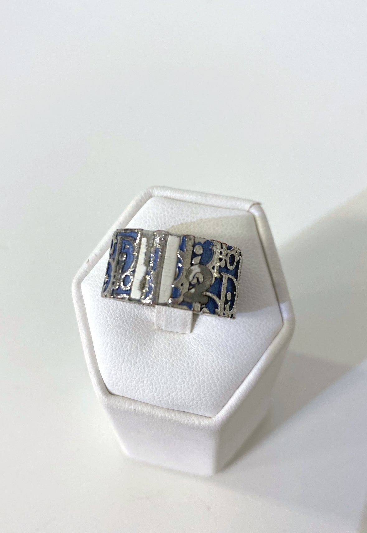 Dior deals trotter ring