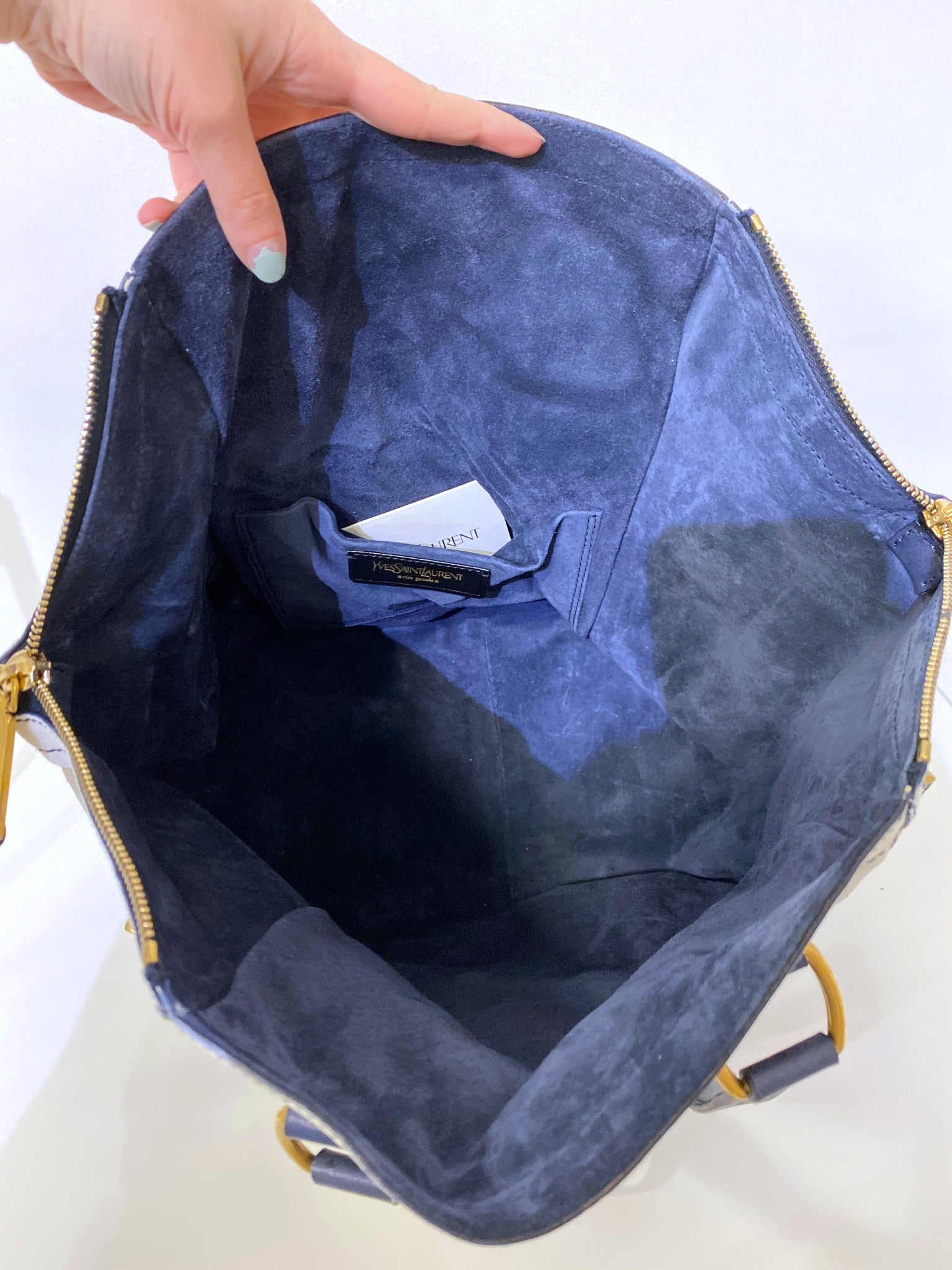 Gradient Leather Shoulder Bag