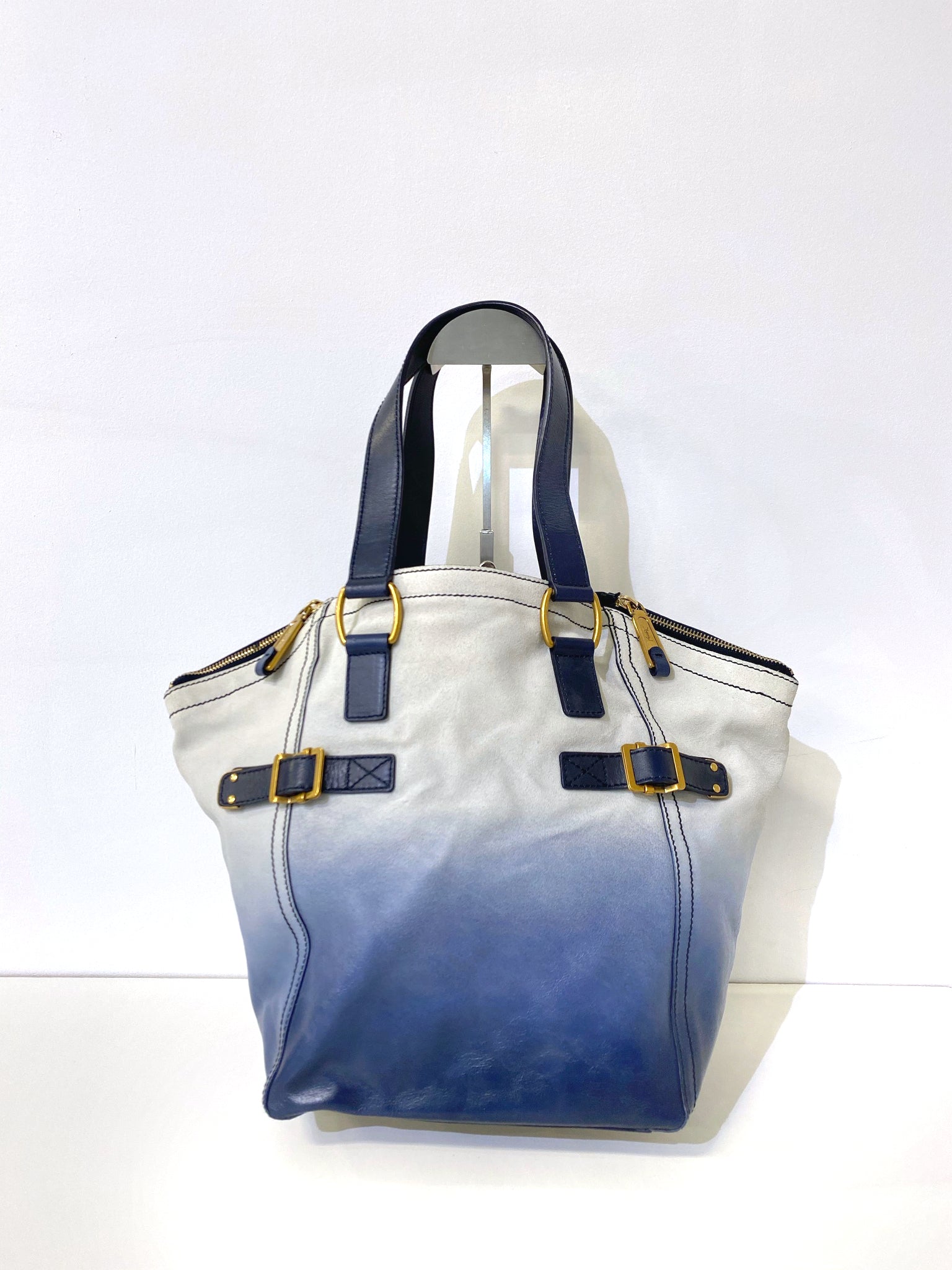 Gradient Leather Shoulder Bag