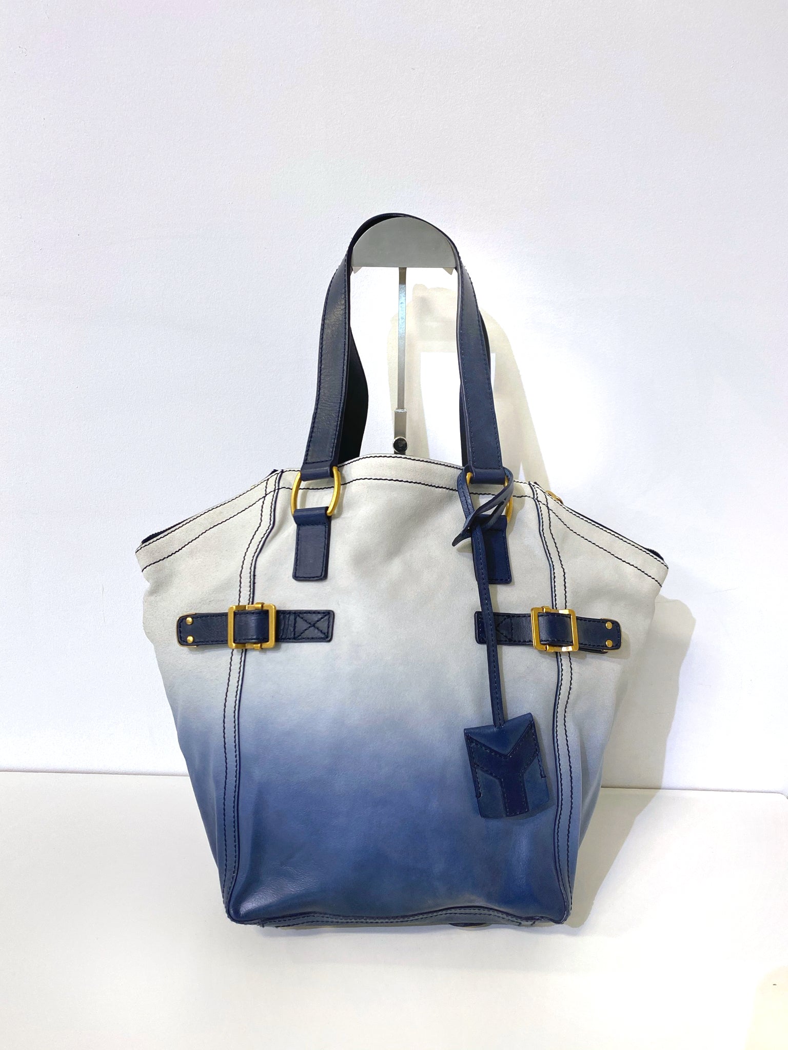 Gradient Leather Shoulder Bag